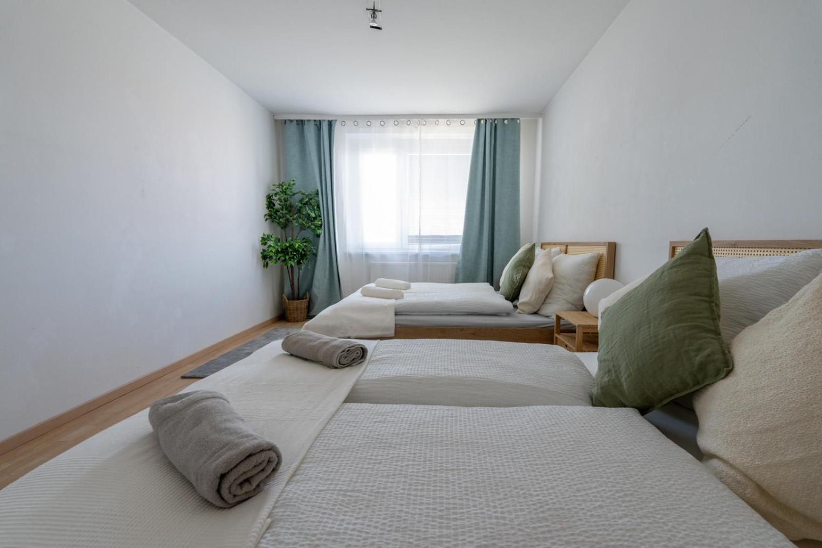 Two Bedrooms - 85 Squaremeters - 4 Min To U6 Dresdner Str Viena Exterior foto